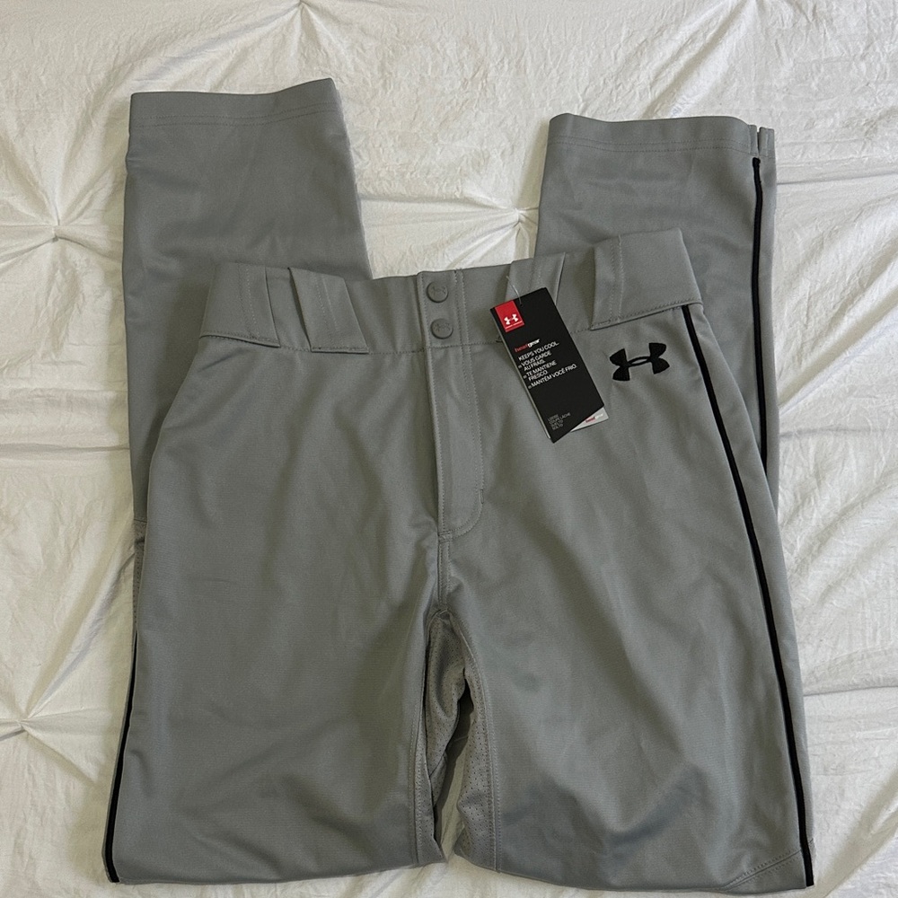 Under Armour Men's Light Gray Athletic Pants Small 30x31